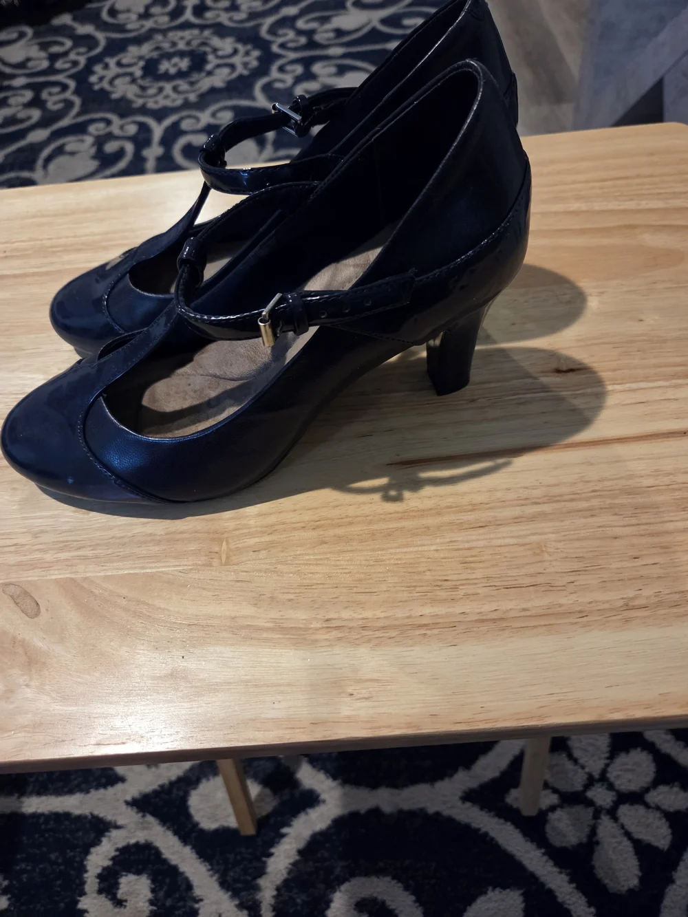 Giani Bernini Navy Patent T-Strap Heels